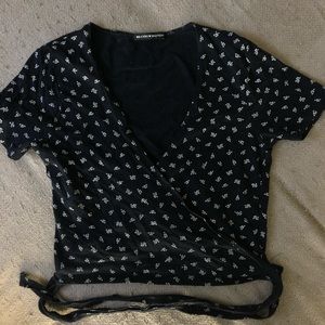 Brandy Melville Wrap around Top